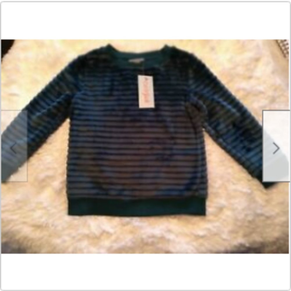 *Sale Cat & Jack Girls Green Sweater Size XS